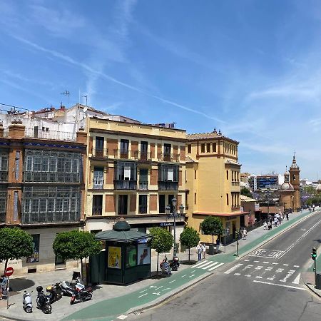 Апартаменты Quattro Puente De Triana Севилья Экстерьер фото
